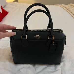 Coach Mini Bennett Bag with crossbody strap